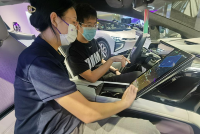 高合汽車全面恢復上海門店及交付服務，助力城市'重啟'