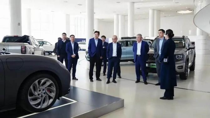 長城汽車與IBM咨詢達成長期戰略合作，攜手推進汽車信息咨詢服務轉型升級